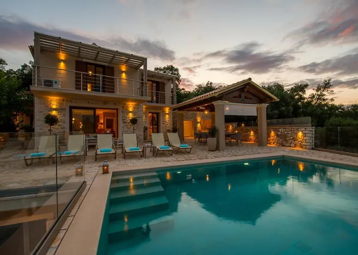 Ozias A Modern,spacious, Swimmig Pool Villa. Villa Gaios