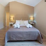 Ozias A Modern,spacious, Swimmig Pool Villa. Vila