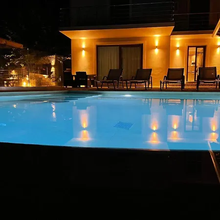 Ozias A Modern,spacious, Swimmig Pool Villa. *
