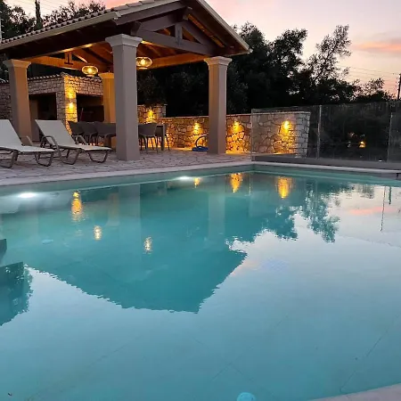 Ozias A Modern,spacious, Swimmig Pool Villa. Villa *