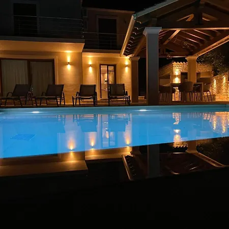 Villa Ozias A Modern,spacious, Swimmig Pool Villa.