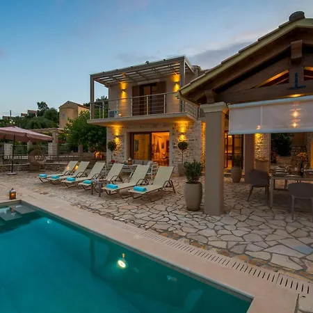 Ozias A Modern,spacious, Swimmig Pool Villa.